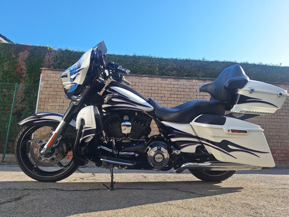 Harley Davidson Street Glide Special CVO