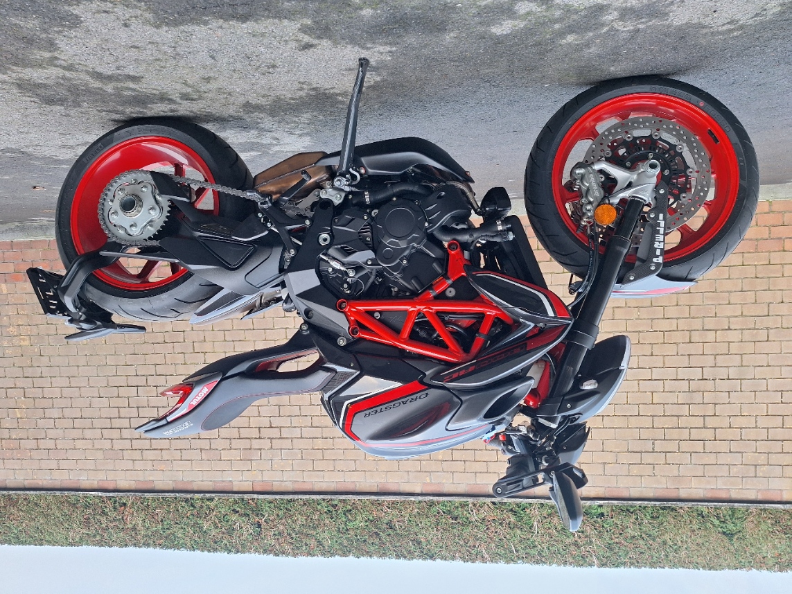 MV Agusta dragster 800 RR RC