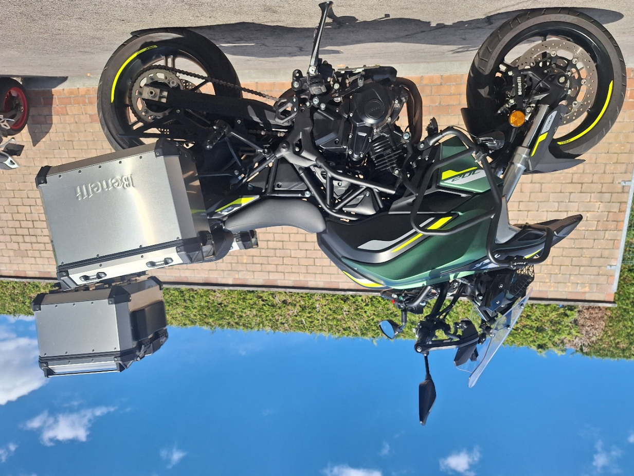 Benelli TRK 702